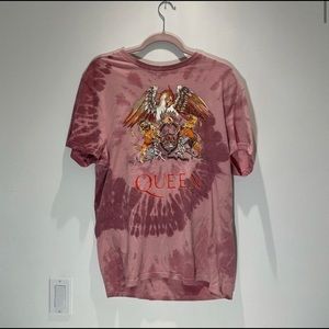 Queen Vintage Tee